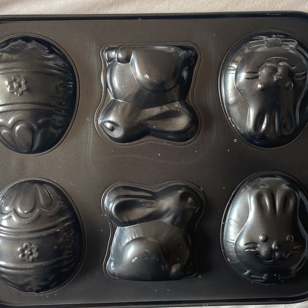 EASTER SPRING ALUMINUM CAKE PAN MOLD  2 BUNNY  2 EGG   2 RABBIT FACE